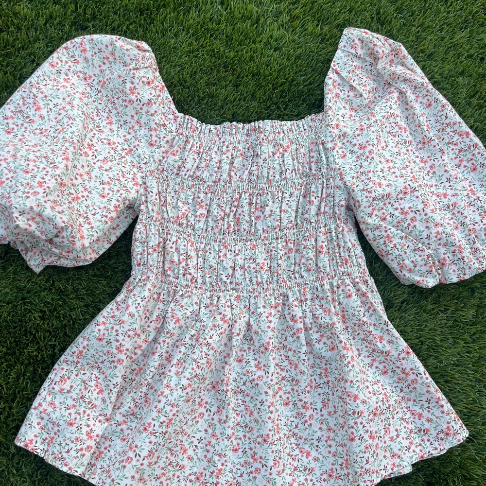 Love Notes Pink and Blue Puff Sleeve Smocked Blouse - Picture 4 of 4